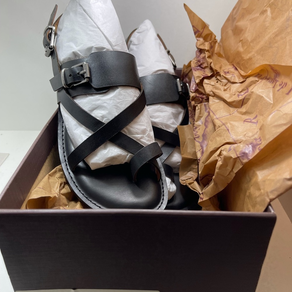 BNIB Patricia Nash leather sandal Black 7